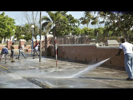 sidewalkwashinga20170122ng