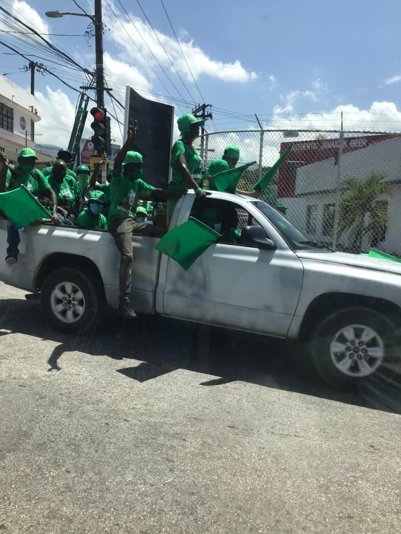 B8ED22F7-69BC-48B8-BCD7-9350481D5F54